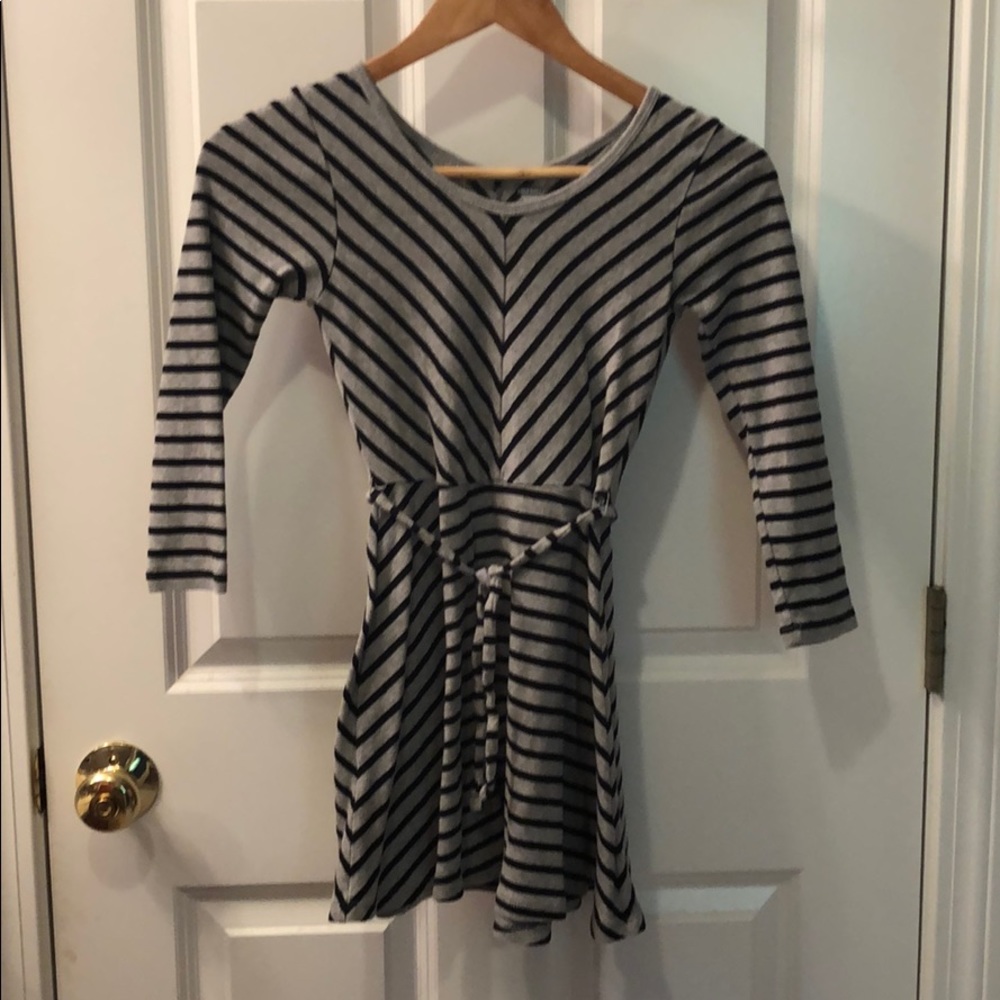 Girl’s long sleeve dress